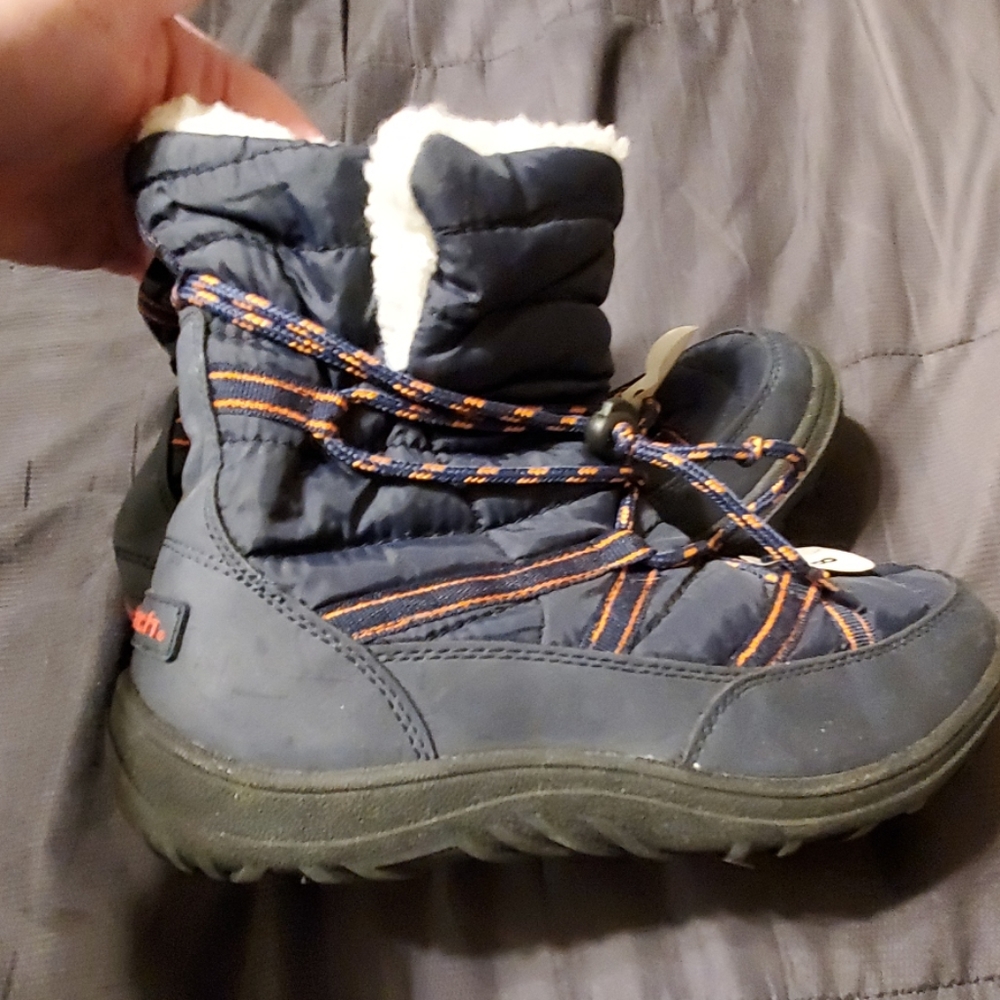 Snow boots - Picture 3 of 3